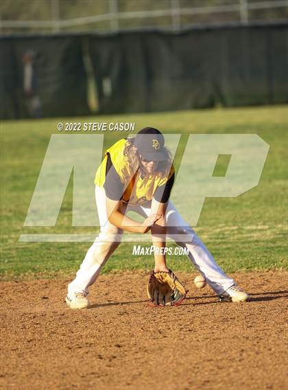 Thumbnail 2 in Folsom @ Del Oro photogallery.