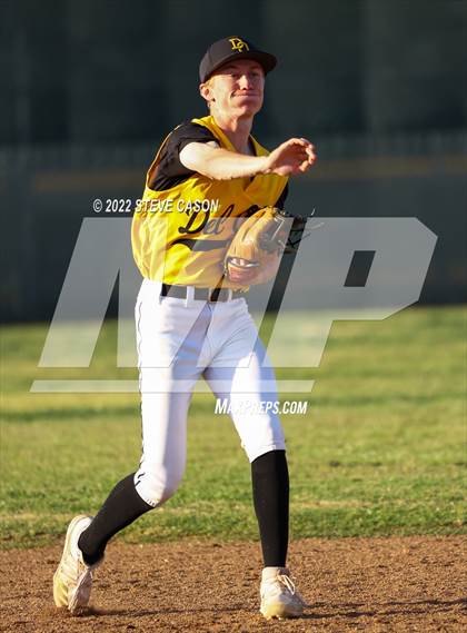 Thumbnail 1 in Folsom @ Del Oro photogallery.
