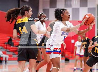 Thumbnail 1 in JV: Bishop O'Dowd @ San Leandro photogallery.