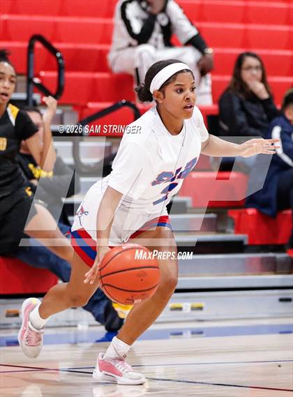 Thumbnail 1 in JV: Bishop O'Dowd @ San Leandro photogallery.