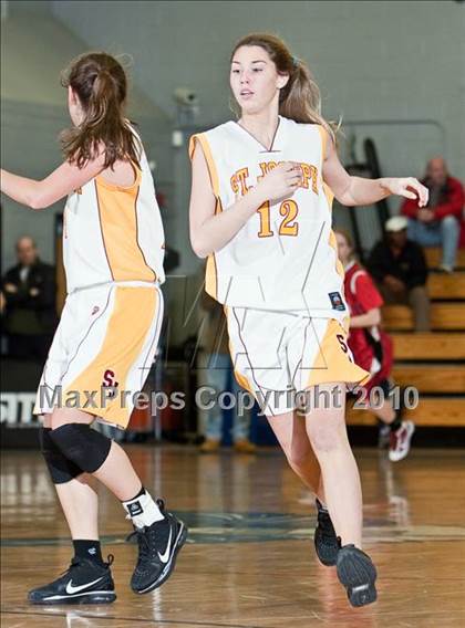 Thumbnail 1 in St. Joseph vs New Canaan (FCIAC Semifinals) photogallery.