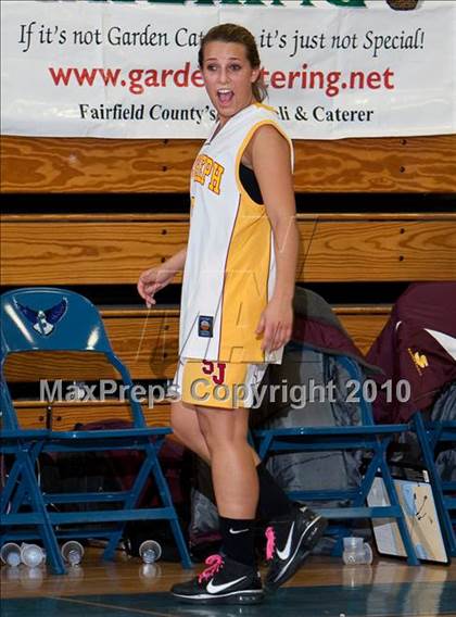 Thumbnail 2 in St. Joseph vs New Canaan (FCIAC Semifinals) photogallery.