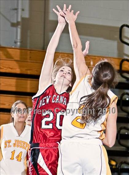 Thumbnail 2 in St. Joseph vs New Canaan (FCIAC Semifinals) photogallery.