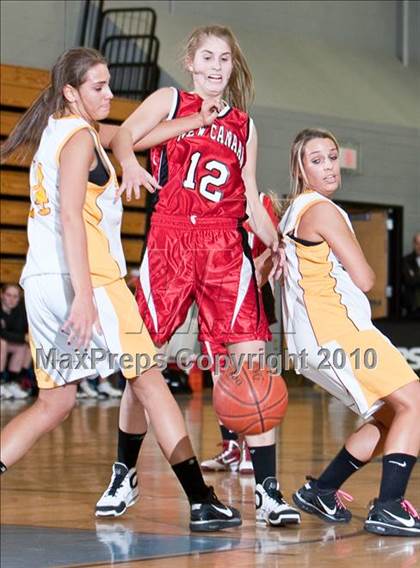 Thumbnail 1 in St. Joseph vs New Canaan (FCIAC Semifinals) photogallery.