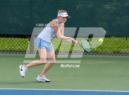 Thumbnail 2 in Indianapolis Bishop Chatard @ Park Tudor photogallery.