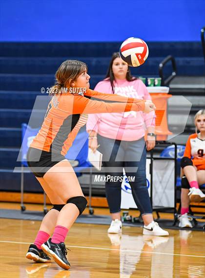 Thumbnail 2 in Snook vs Somerville photogallery.