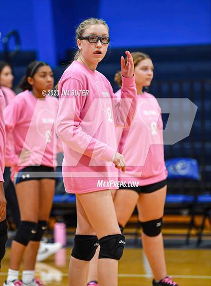 Thumbnail 3 in Snook vs Somerville photogallery.