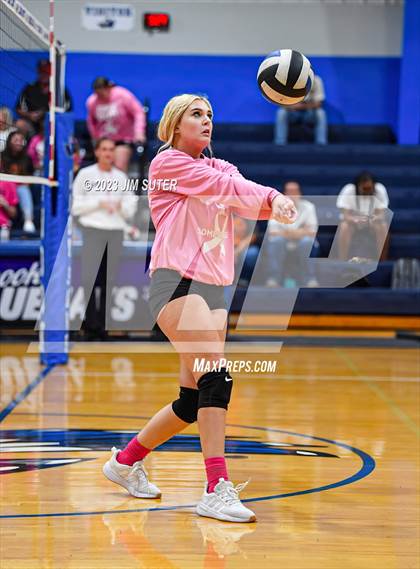 Thumbnail 3 in Snook vs Somerville photogallery.