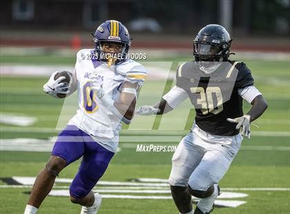 Thumbnail 3 in DeSoto Central @ Jonesboro photogallery.