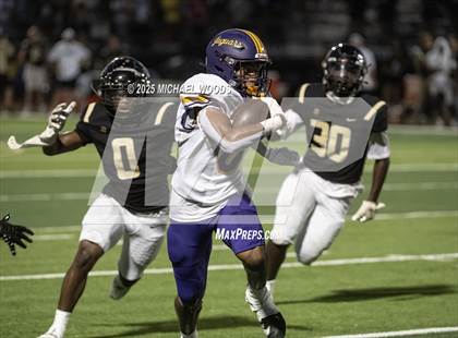 Thumbnail 2 in DeSoto Central @ Jonesboro photogallery.