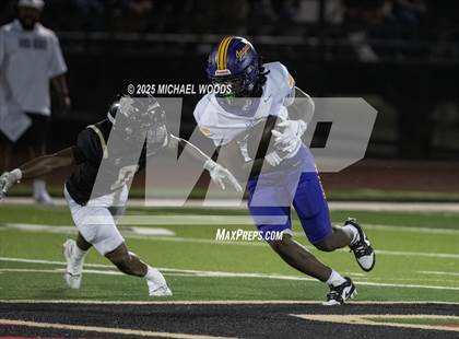 Thumbnail 2 in DeSoto Central @ Jonesboro photogallery.