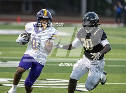 Thumbnail 2 in DeSoto Central @ Jonesboro photogallery.