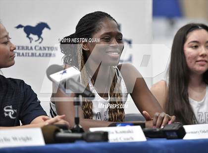 Thumbnail 2 in Sierra Canyon Basketball Media Day - Girls  photogallery.