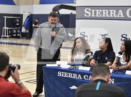 Thumbnail 3 in Sierra Canyon Basketball Media Day - Girls  photogallery.