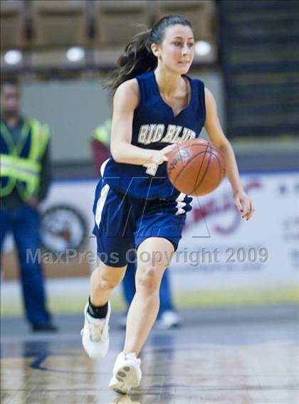 Thumbnail 3 in Quaboag Regional vs. Swampscott (MIAA D3 Final) photogallery.