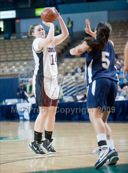 Thumbnail 2 in Quaboag Regional vs. Swampscott (MIAA D3 Final) photogallery.