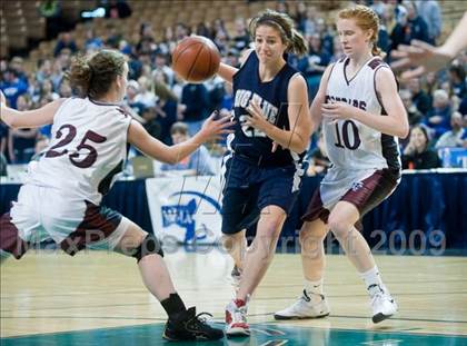 Thumbnail 1 in Quaboag Regional vs. Swampscott (MIAA D3 Final) photogallery.