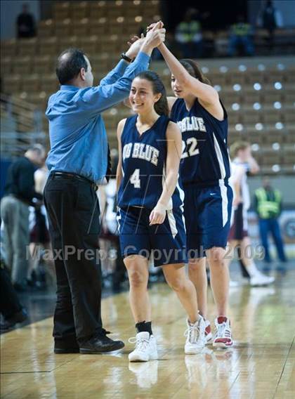 Thumbnail 2 in Quaboag Regional vs. Swampscott (MIAA D3 Final) photogallery.