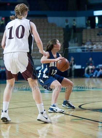 Thumbnail 1 in Quaboag Regional vs. Swampscott (MIAA D3 Final) photogallery.