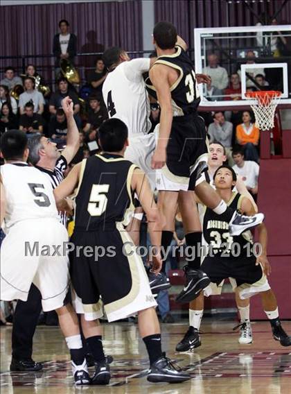 Thumbnail 1 in St. Francis vs. Archbishop Mitty (CIF CCS D2 Final) photogallery.