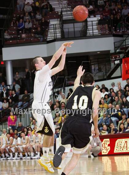 Thumbnail 1 in St. Francis vs. Archbishop Mitty (CIF CCS D2 Final) photogallery.