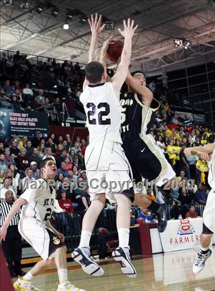 Thumbnail 1 in St. Francis vs. Archbishop Mitty (CIF CCS D2 Final) photogallery.