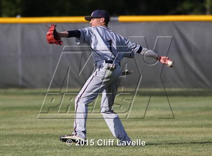 Thumbnail 3 in White Knoll @ Wando photogallery.