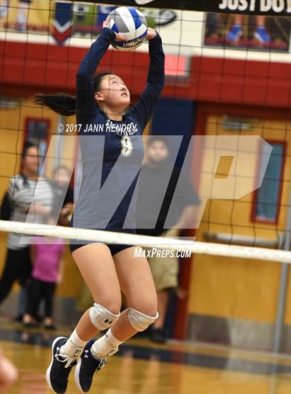 Thumbnail 3 in Notre Dame vs. McQueen (Durango Fall Classic) photogallery.