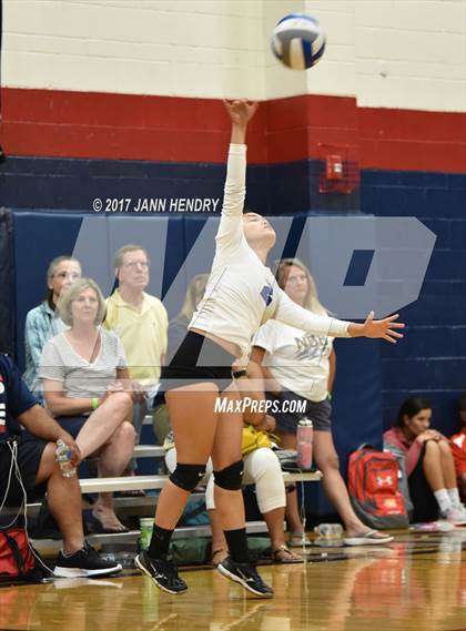 Thumbnail 3 in Notre Dame vs. McQueen (Durango Fall Classic) photogallery.