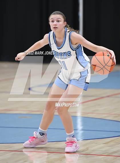 Thumbnail 3 in Riverdale Ridge vs. Olympian (Nike Tournament of Champions) photogallery.