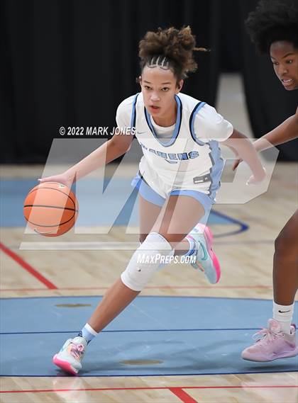 Thumbnail 2 in Riverdale Ridge vs. Olympian (Nike Tournament of Champions) photogallery.