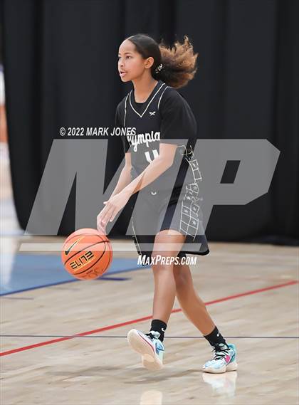 Thumbnail 3 in Riverdale Ridge vs. Olympian (Nike Tournament of Champions) photogallery.