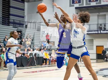 Thumbnail 3 in Montverde Academy vs. IMG Academy (Chipotle Nationals Championship Game) photogallery.