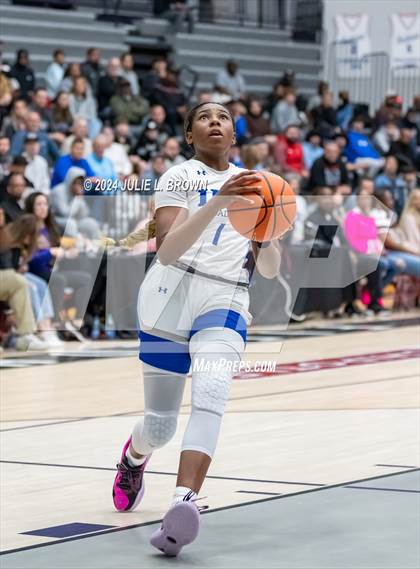 Thumbnail 2 in Montverde Academy vs. IMG Academy (Chipotle Nationals Championship Game) photogallery.