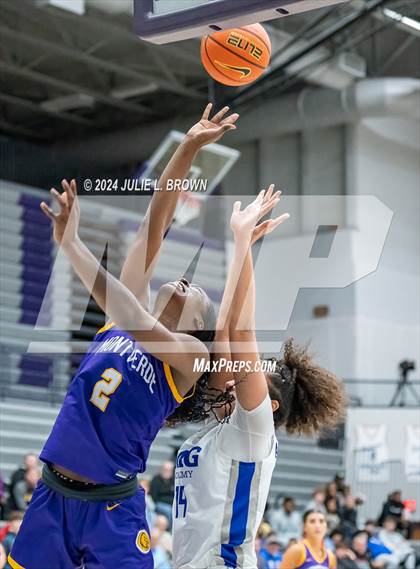 Thumbnail 1 in Montverde Academy vs. IMG Academy (Chipotle Nationals Championship Game) photogallery.
