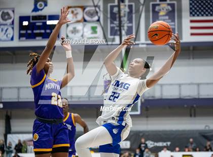 Thumbnail 1 in Montverde Academy vs. IMG Academy (Chipotle Nationals Championship Game) photogallery.