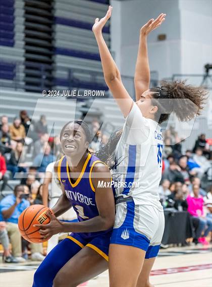 Thumbnail 1 in Montverde Academy vs. IMG Academy (Chipotle Nationals Championship Game) photogallery.