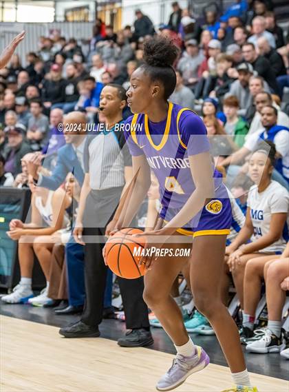 Thumbnail 1 in Montverde Academy vs. IMG Academy (Chipotle Nationals Championship Game) photogallery.