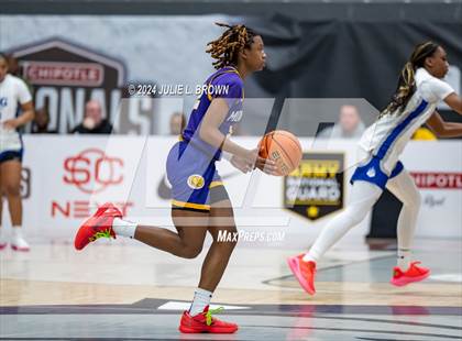Thumbnail 2 in Montverde Academy vs. IMG Academy (Chipotle Nationals Championship Game) photogallery.