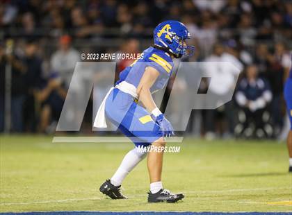 Thumbnail 1 in St. Paul vs Bishop Amat photogallery.
