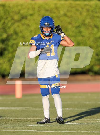 Thumbnail 2 in St. Paul vs Bishop Amat photogallery.