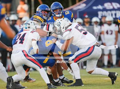 Thumbnail 1 in St. Paul vs Bishop Amat photogallery.