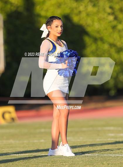 Thumbnail 1 in St. Paul vs Bishop Amat photogallery.