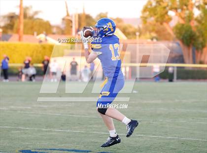 Thumbnail 2 in St. Paul vs Bishop Amat photogallery.