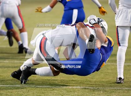 Thumbnail 2 in St. Paul vs Bishop Amat photogallery.