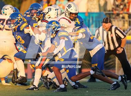 Thumbnail 3 in St. Paul vs Bishop Amat photogallery.