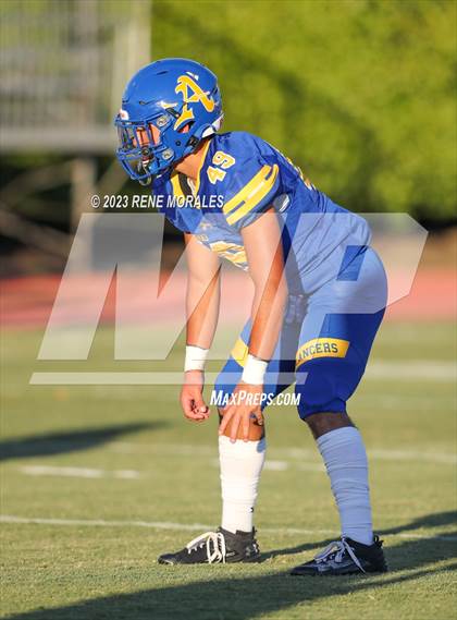 Thumbnail 3 in St. Paul vs Bishop Amat photogallery.