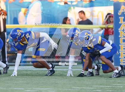 Thumbnail 3 in St. Paul vs Bishop Amat photogallery.