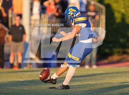 Thumbnail 2 in St. Paul vs Bishop Amat photogallery.