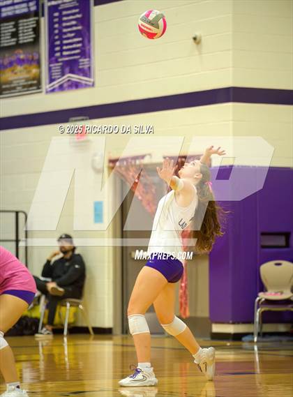 Thumbnail 3 in Jordan @ Morton Ranch photogallery.